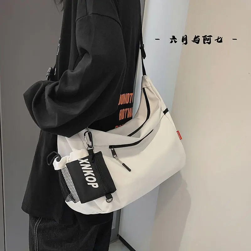 

Fashion Casual Nylon Crossbody Bag Fitness Large Capacity Sport Bag Wallet Coin Purse Shoulder Bag Youth Boys