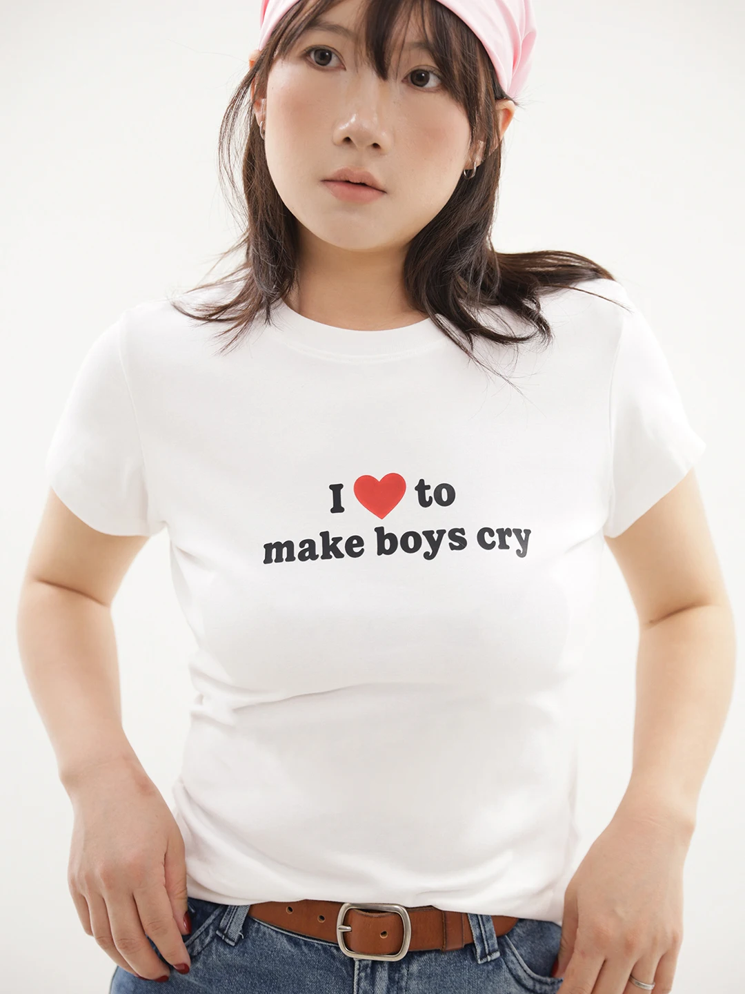 

Белая футболка с забавным слоганом "I like to Make Boys Cry", повседневная, приталенная, из хлопка, с коротким рукавом, круглым вырезом, стандартной длины.