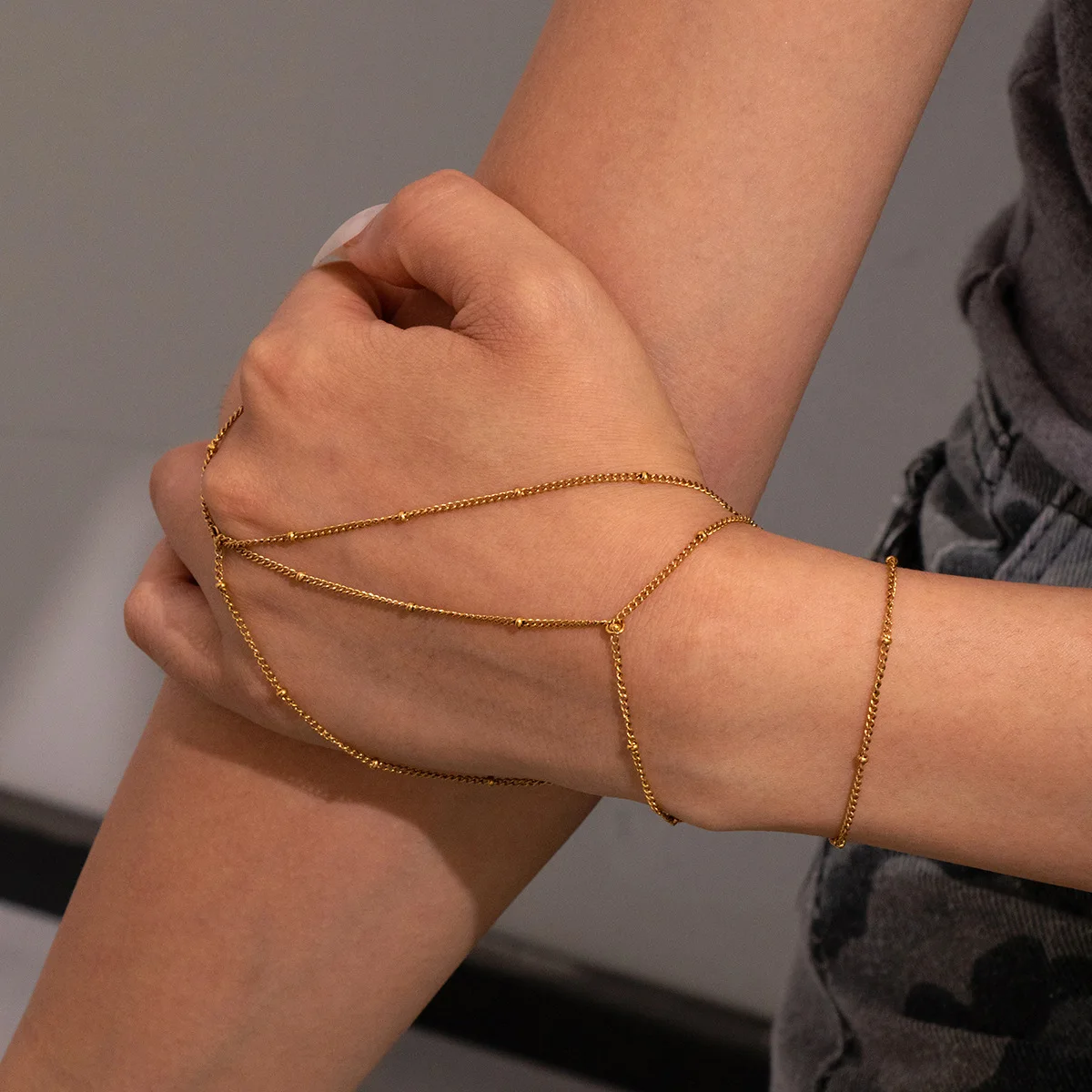 Minimalist Stainless Steel Gold Color Link Chain Bracelet Ring for Women Gold Plated Stackable Fashion Connecting Wrist Jewelry