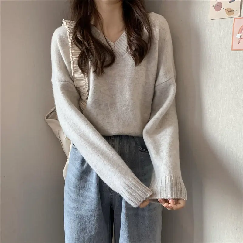 Auyumn Winter Solid Thick Sweet Pullovers V-neck Intellectual Loose Comfortable Temperament Screw Thread Women's Clothing 2022