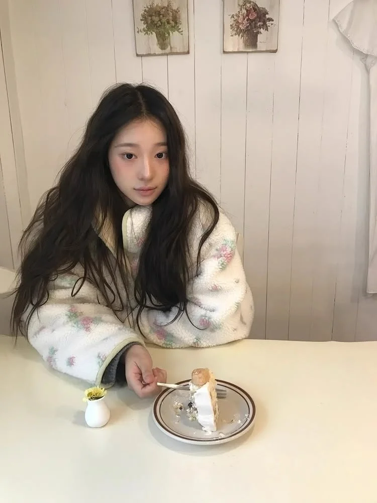 

Double-Sided Wear Floral Print Oversized Fce Jaet Sweet Korean Sle Warm Outerwear for Women Commute Sle Zipper Closure