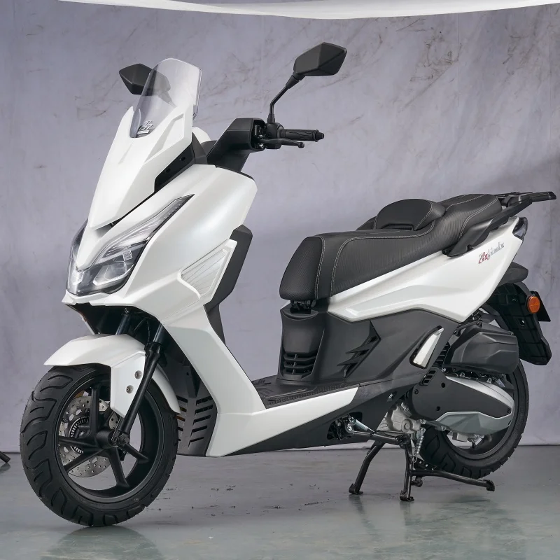 EEC COC Mini Gas Scooter Cheap 200cc Motorcycle Family Use Motorcycle Keyless Scooter for Adult