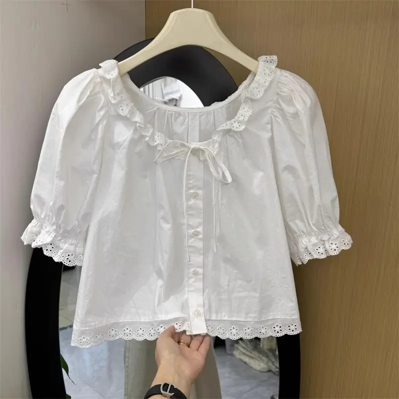 Summer Fashion Women\'s Short Sleeved Shirt Design Sense Niche Casual Top Versatile Short Style Unique White Shirt