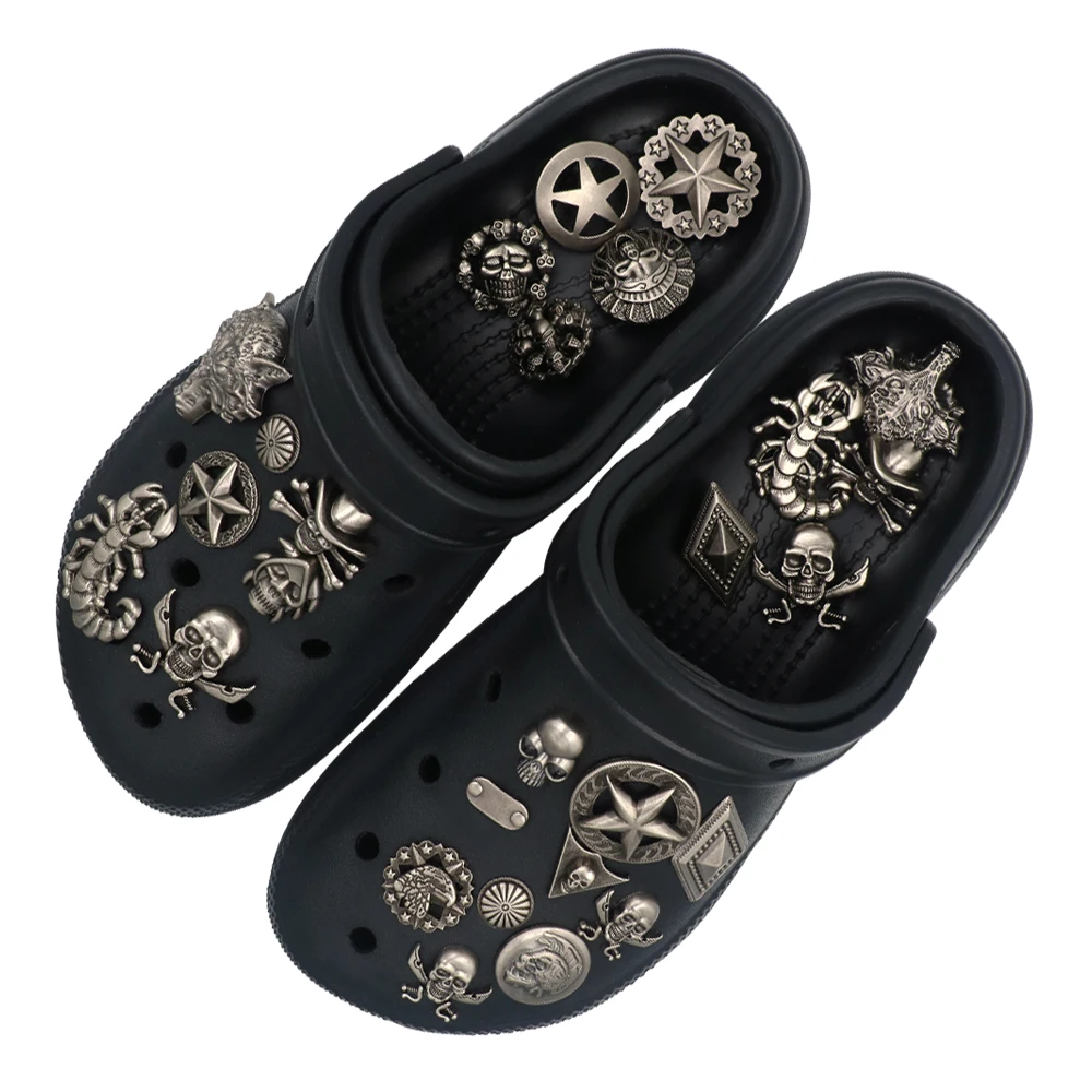 1 Set DIY Snap-in Metal Shoes Charms 21 Pcs Punk Style Halloween Shoes Accessories Kids Gift Silvery Decorations Pines Pins