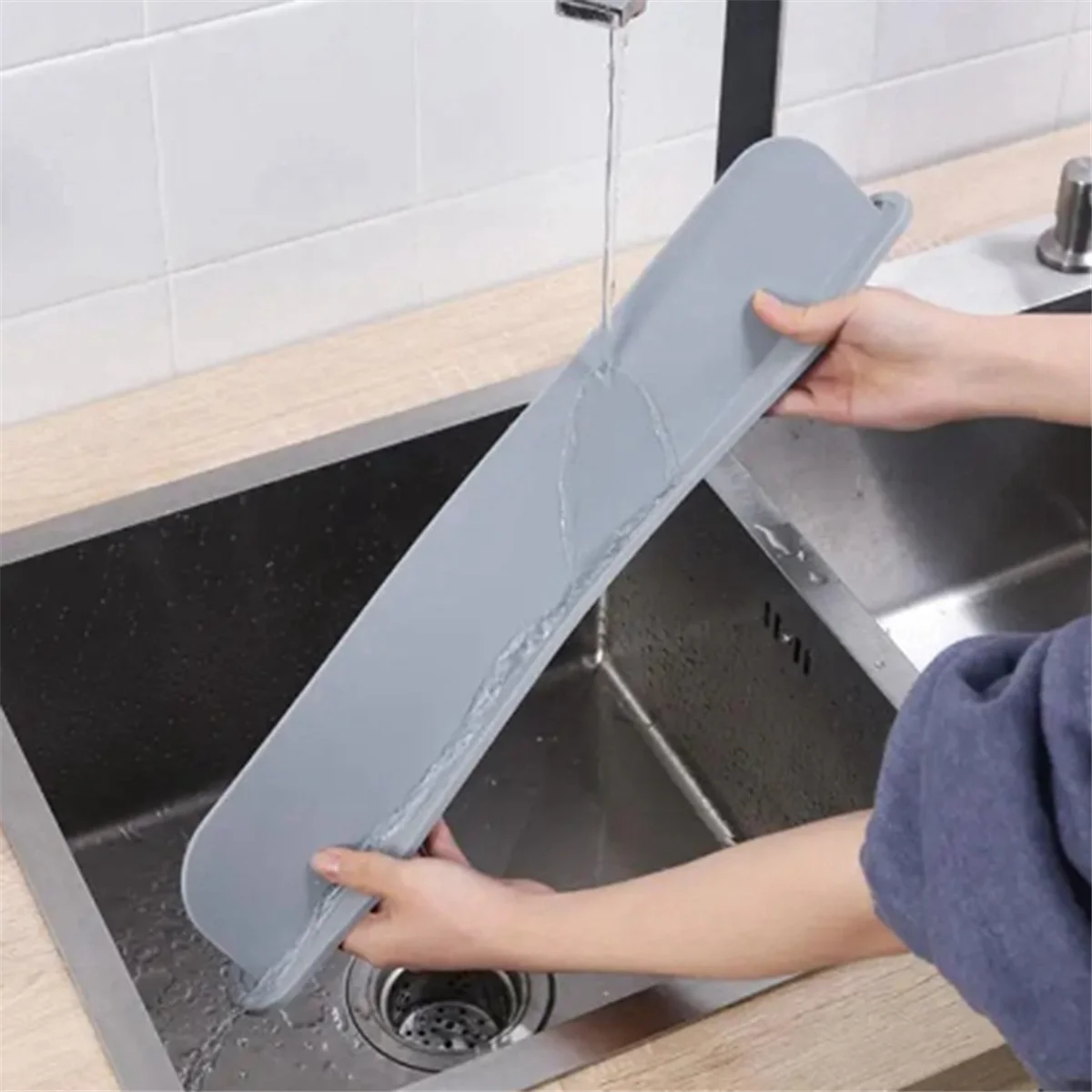 Reusable Sink Splash Guard Silicone Countertop Water Baffle Prevent Water Splashing Out Board Bathroom Kitchen ToolJADD