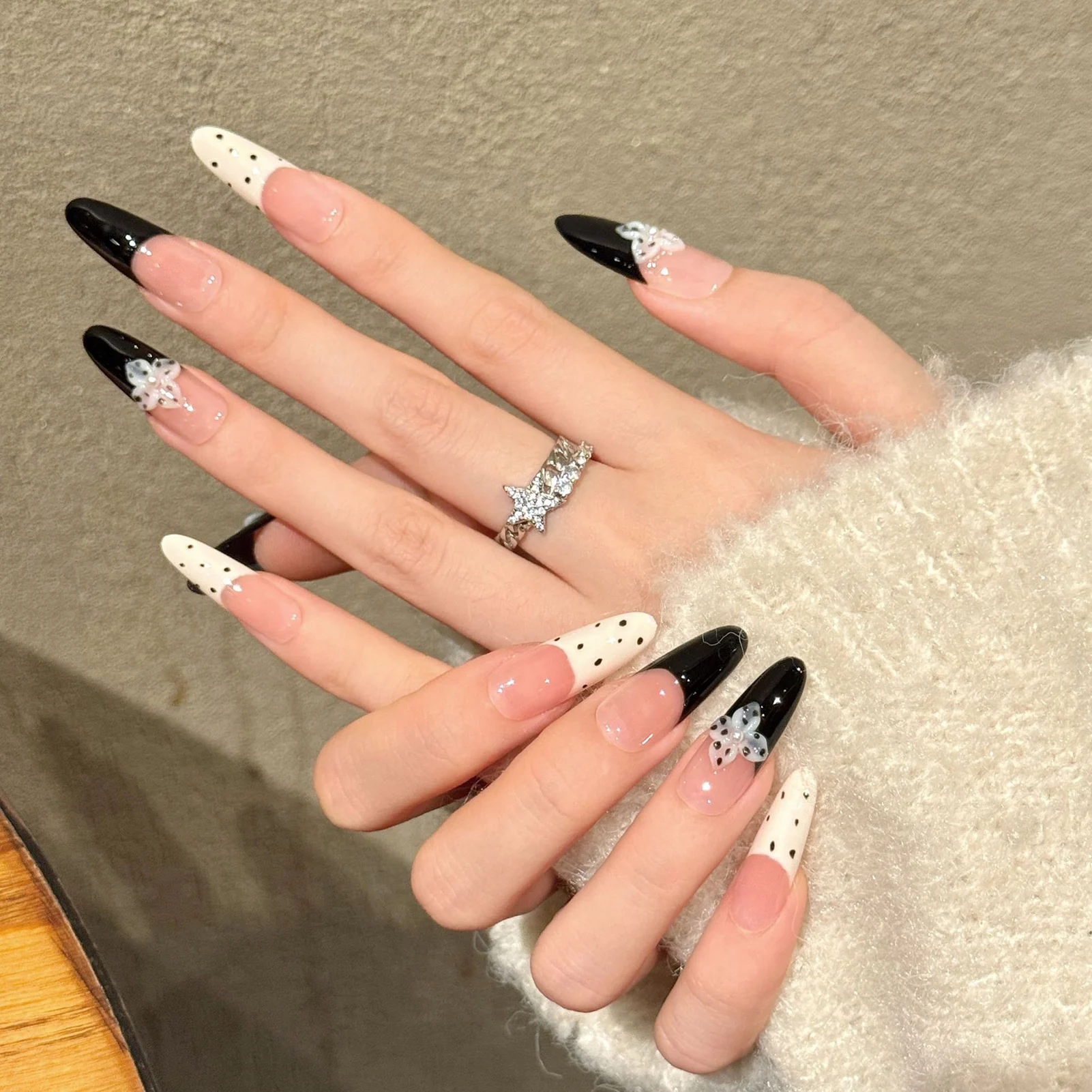 

10PCS French Fake Nails with Polka Dot Printed Design Long Oval Press On Nails for Women Wearing Reusable Handmade Fake Nails