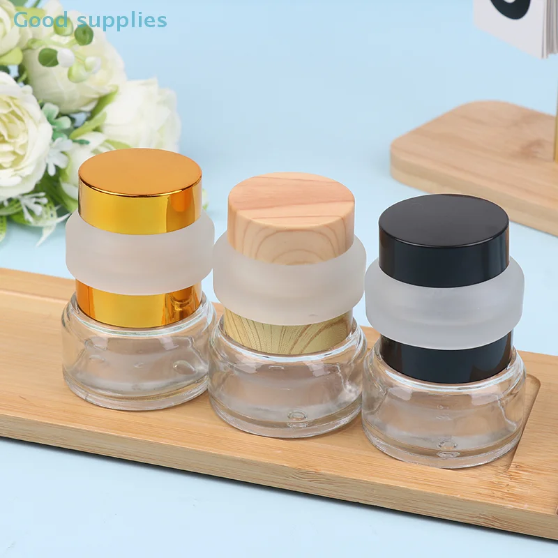 Szklane pojemniki kosmetyczne z pokrywkami 15/30/50g, podróżne puste szklane słoiczki na próbki do makijażu, peelingu do ust, balsamu, balsamów, próbki