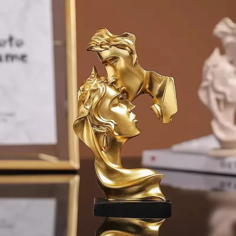 Romantic Couple Kissing Statue - Handmade Resin Sculpture Wedding Gift, Eternal Embrace Love Figurine Base Home Decor Keepsake