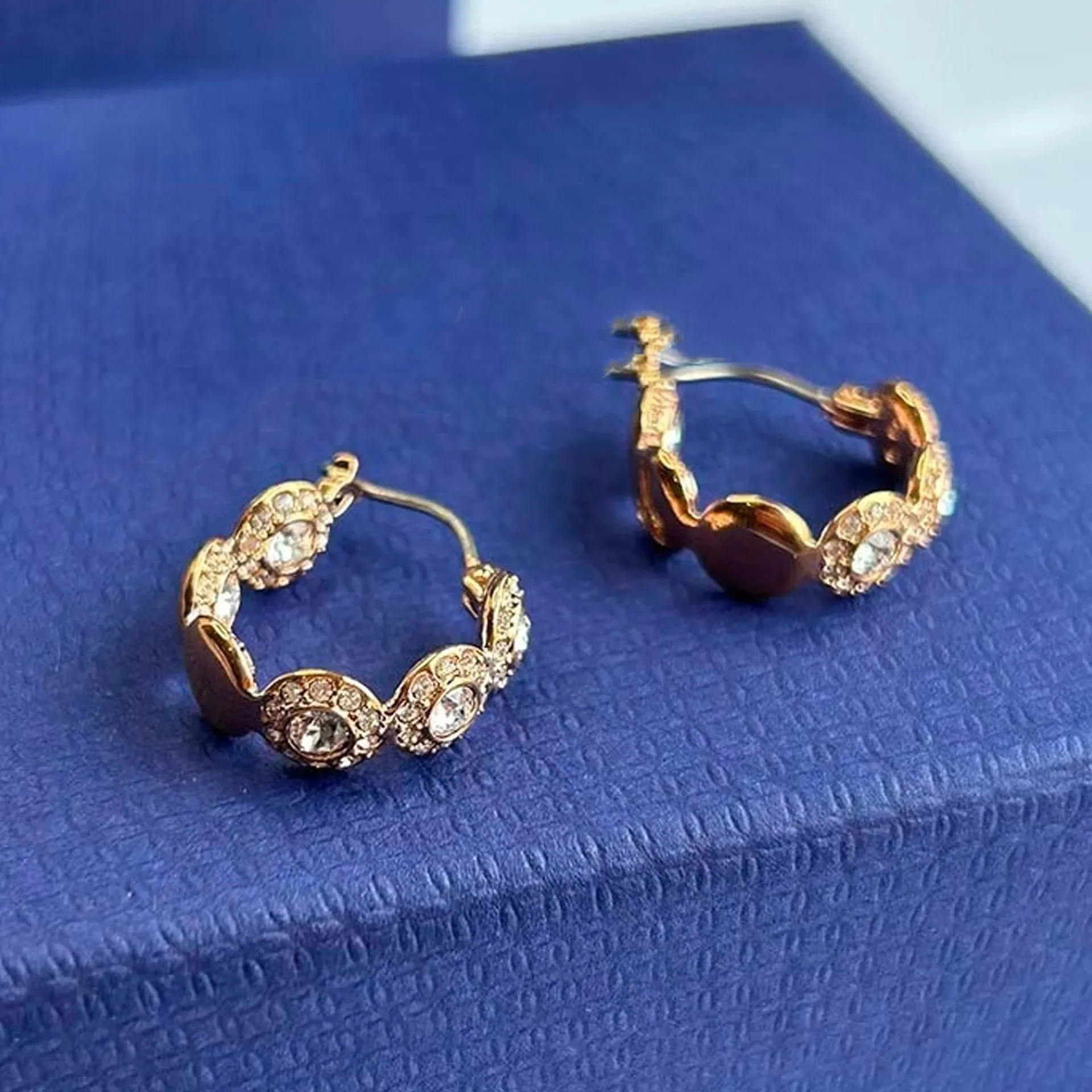 2025 Nieuwe Originele Ronde Waterdruppel Kristal Hoge Sieraden Set Mode Dazzling Dames Armband Oorbel Ketting Ring Huwelijkscadeau