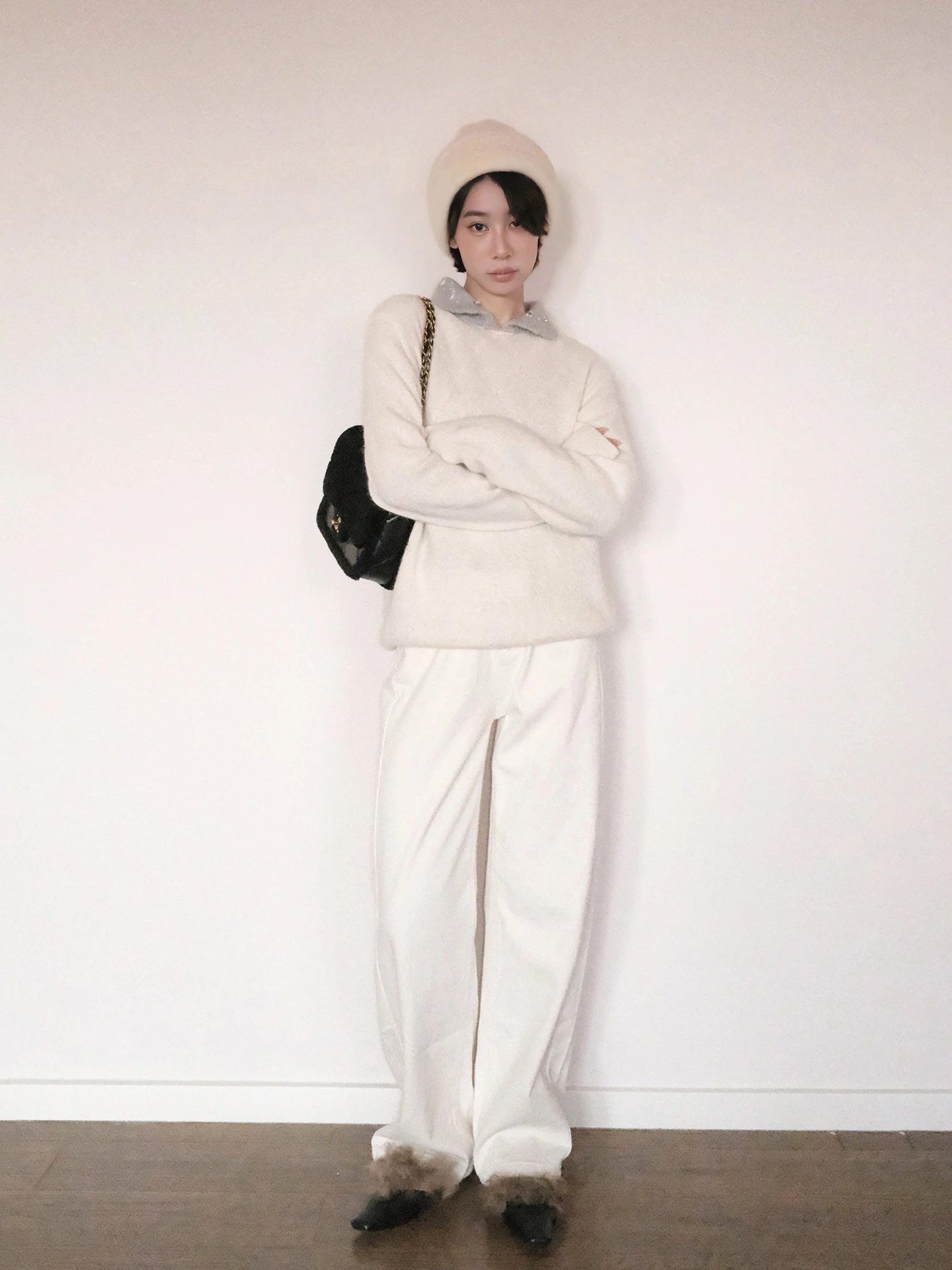 

Дизайнерский вязаный свитер с воротником-стойкой и пайетками, повседневный, женский, эксклюзивно онлайн, стандартный крой, длинный рукав...