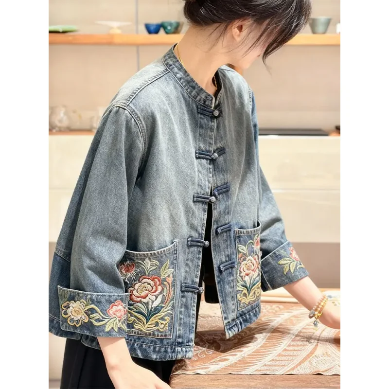 Ele New Chinese Sle Embroidered Denim Jaet High-End Feel Spring 2026 Women's Faion ort Outerwear Straight Coat female