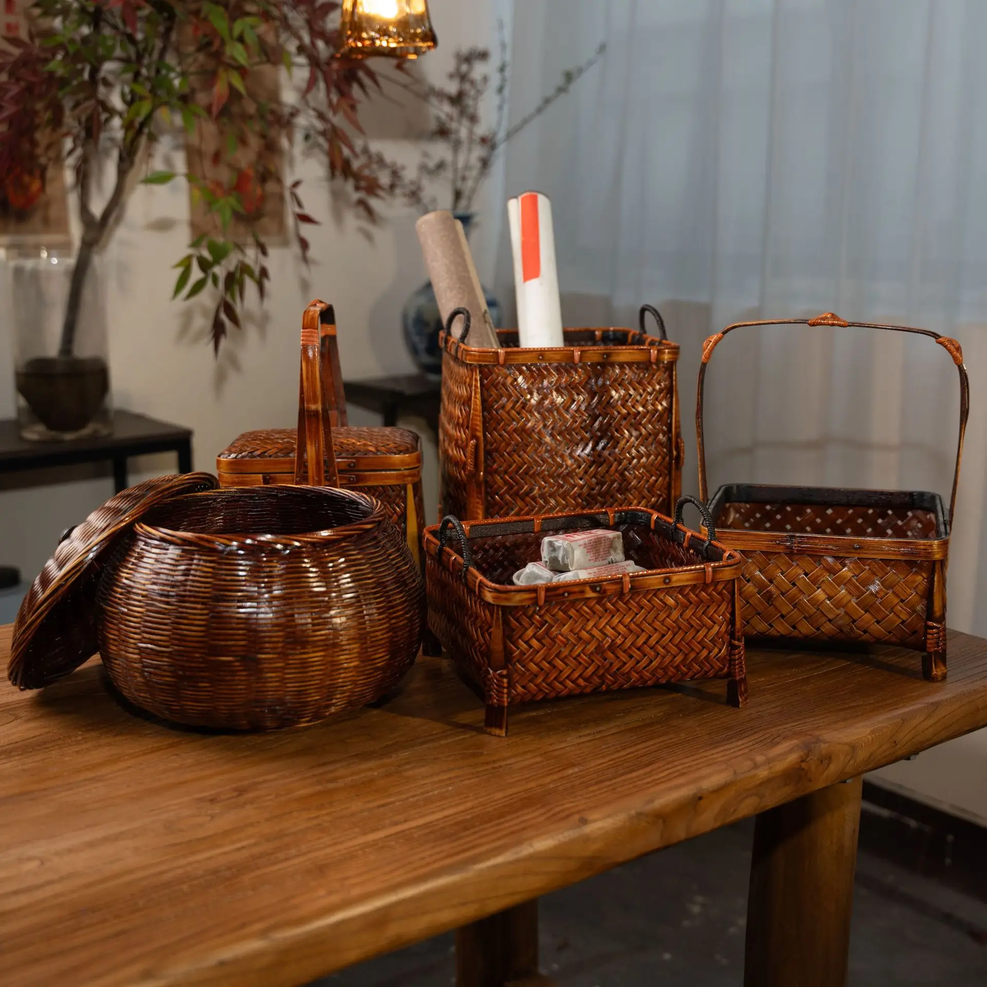 خمر صندوق تخزين من الخيزران المنسوجة يدويا طقم شاي سلة حفل الشاي المنظم ريفي سلة خيزران اليدوية الرجعية نمط الديكور