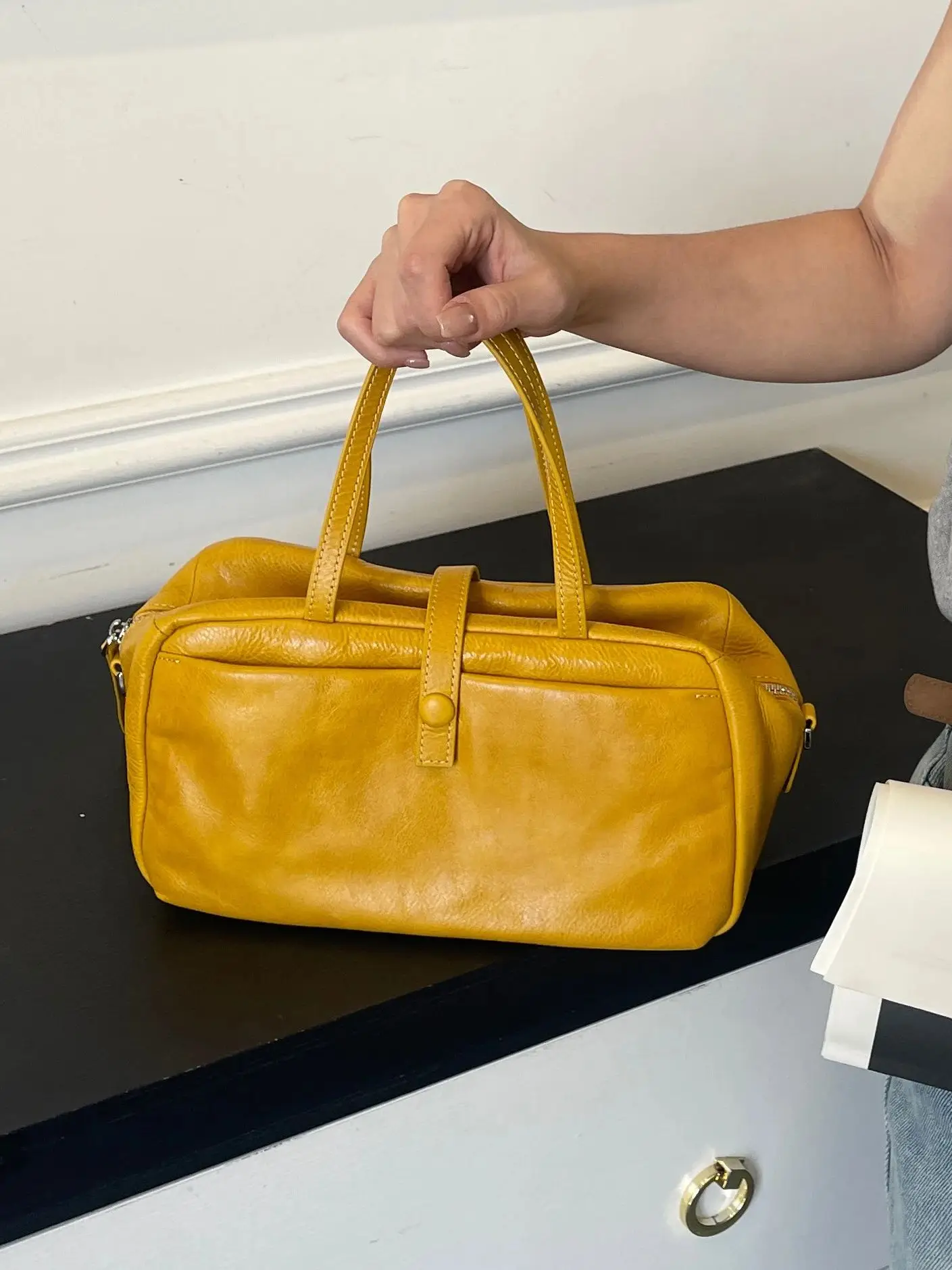 

Натуральная кожаная женская сумка класса люкс от дизайнерского бренда, наплечная/кроссбоди сумка для женщин, из воловьей кожи, высокое качество, новинка 2026 года