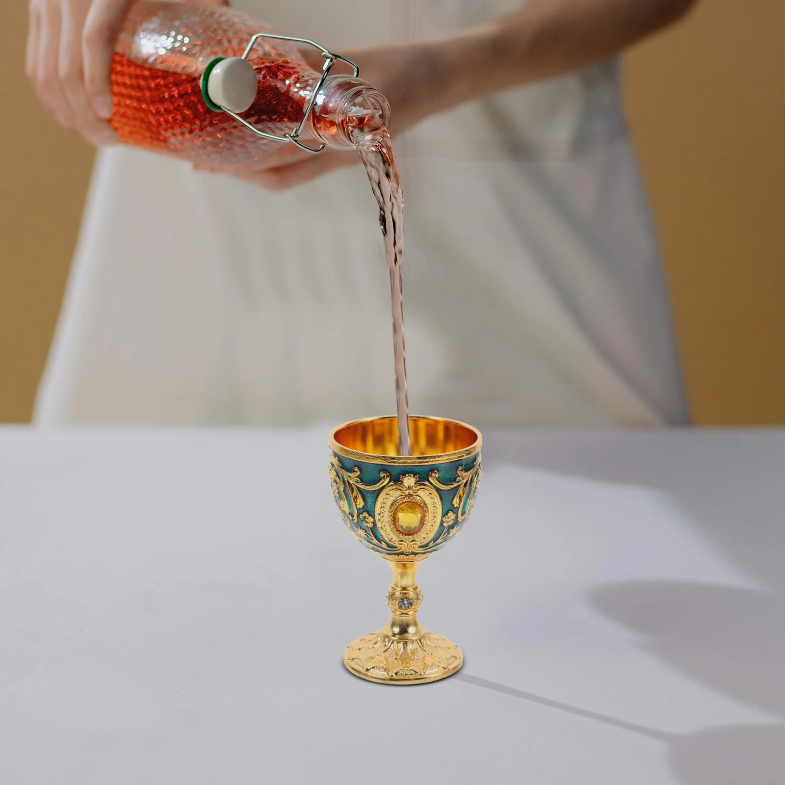 Gold Chalice Cup Retro Vintage - Old Fashioned Glass ulasan dan harga