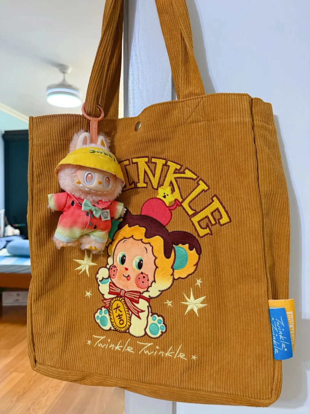 POPMART Star People Delicious Moments Series Wyjątkowa i Urocza Torba na Ramię Niespodzianka Kolekcja Świąteczna do Przebierania Prezentów