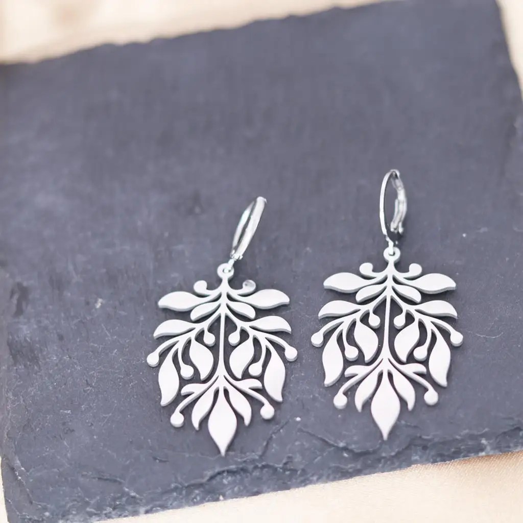 QIAMNI Vintage Leaf Huggies Hoop Earrings for Women Girls Stainless Steel Flower Leaf Drop Earring Birthday Jewelry Gift Bijoux