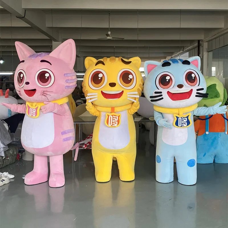 Customized cartoon doll clothing Carving cat adult walking plush mascot doll clothing High end foam carving