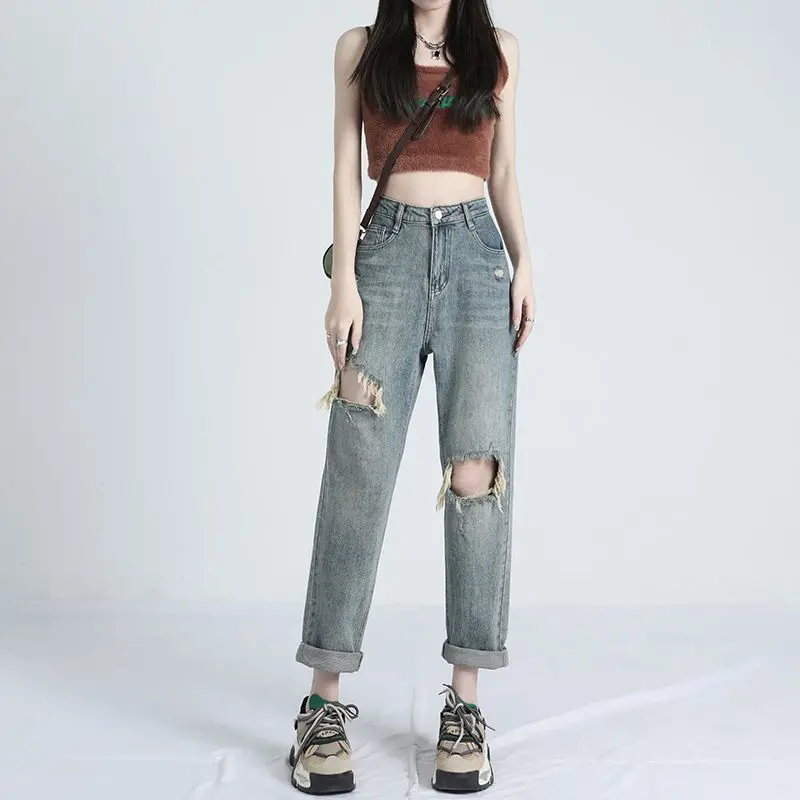 

Women's Summer Hole Distressed Jeans 2024 New Small Figure 9-point Denim Harlan Pants