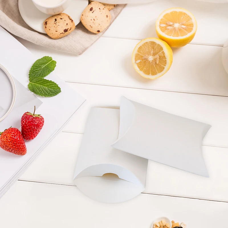 50 Stück Papier-Geschenkboxen, Kissenförmige Verpackungen für Süßigkeiten, Schokolade, Geschenke, Tortenbeutel für Hochzeit, Geburtstag, Babyparty – Detail 4
