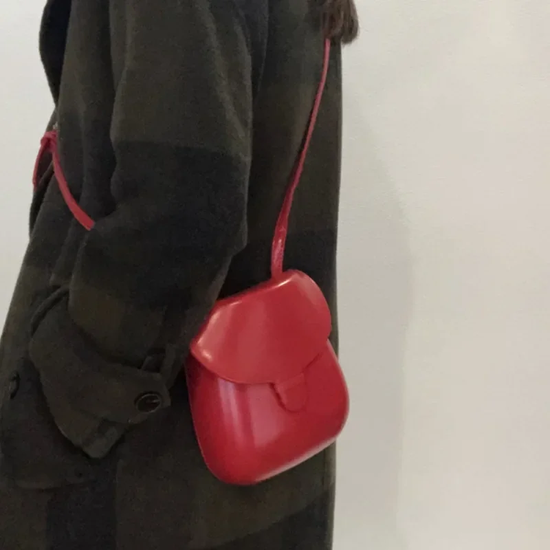 حقيبة سرج ريترو حقائب كروس عصرية للنساء حقائب كتف بسيطة متعددة الاستخدامات ومحفظة وحقائب يد ذات سعة كبيرة