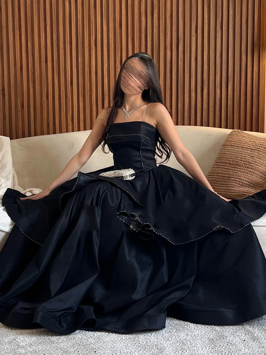 

Exquisite Black Formal Occasion Dresses 2023 Strapless A-Line Long Ball Gown Tiered Satin Sexy Evening Party Gown فساتين الحفلات