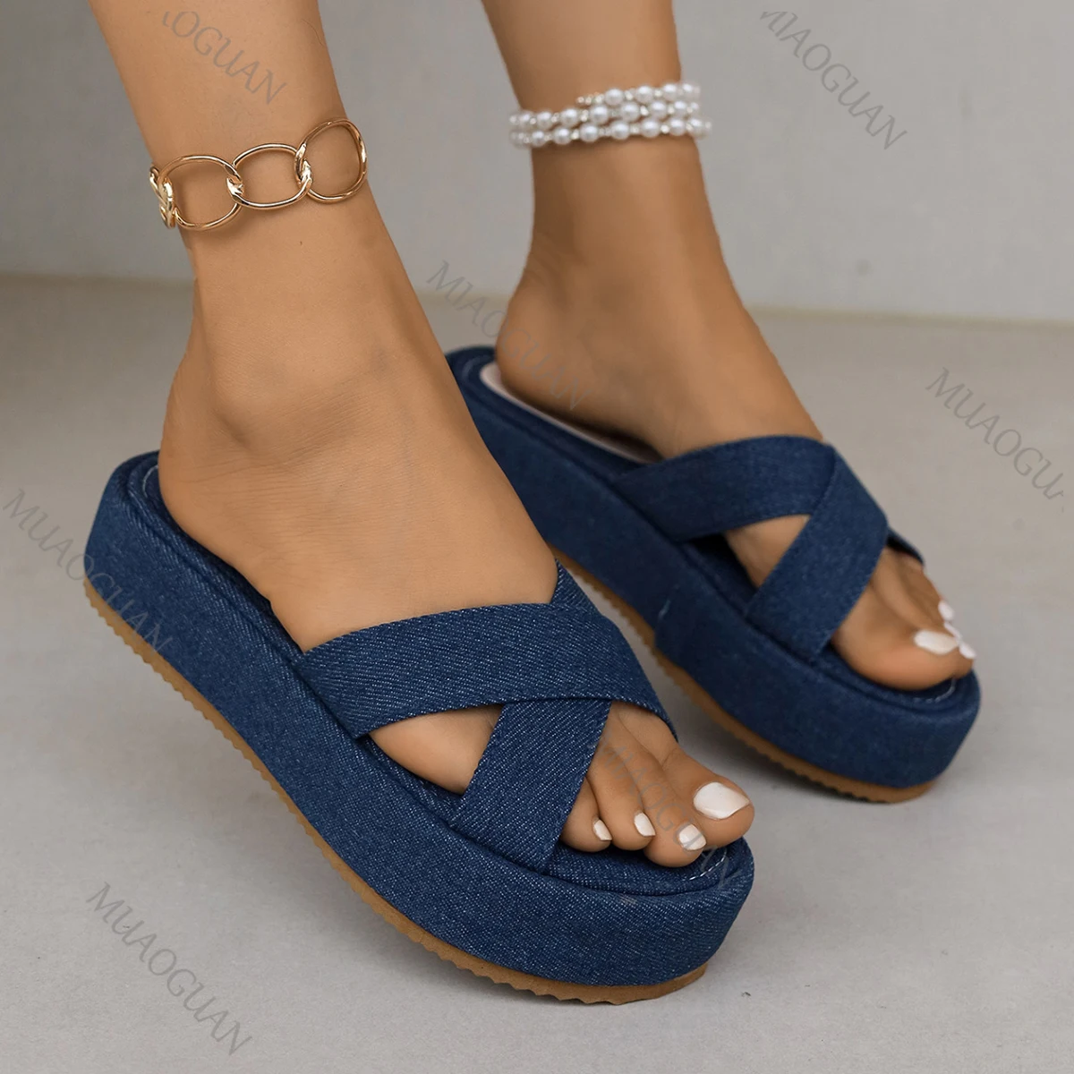 

Women's Denim Platform Slippers 2026 Summer Open Toe Large Size Sandals Slides Casual Outside Shoe Flat Bottom Slipper for Women
