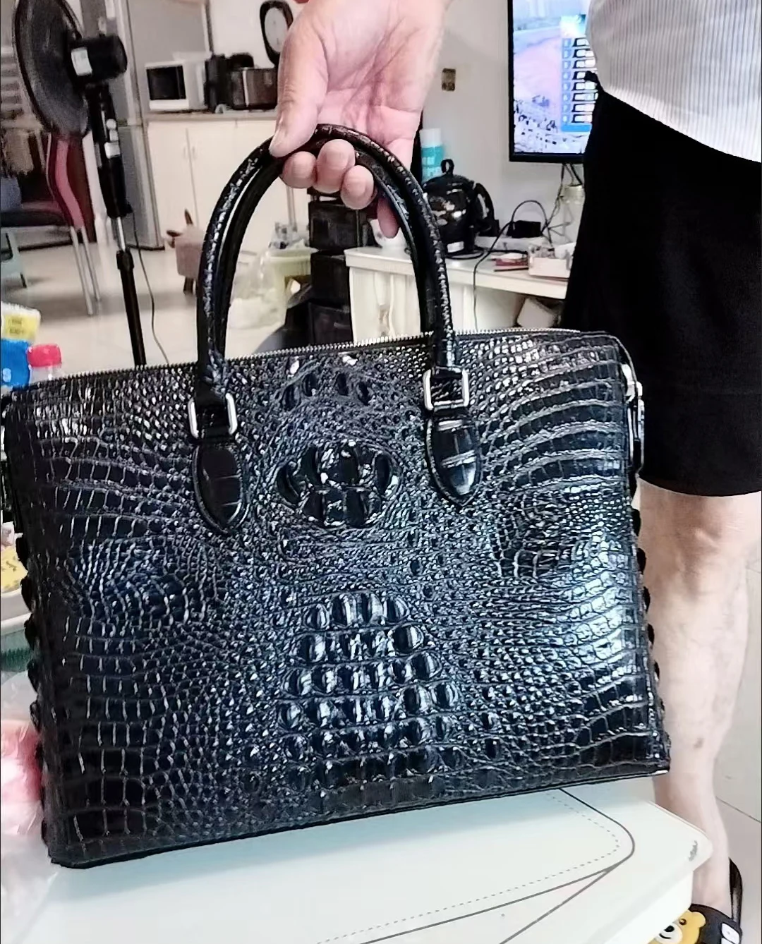 2027 New alligator Laptop Bags Cow Genuine Leather Men's Briefcase Luxury Brand Male Handbags Men Messenger 14 Inch Computer Bag