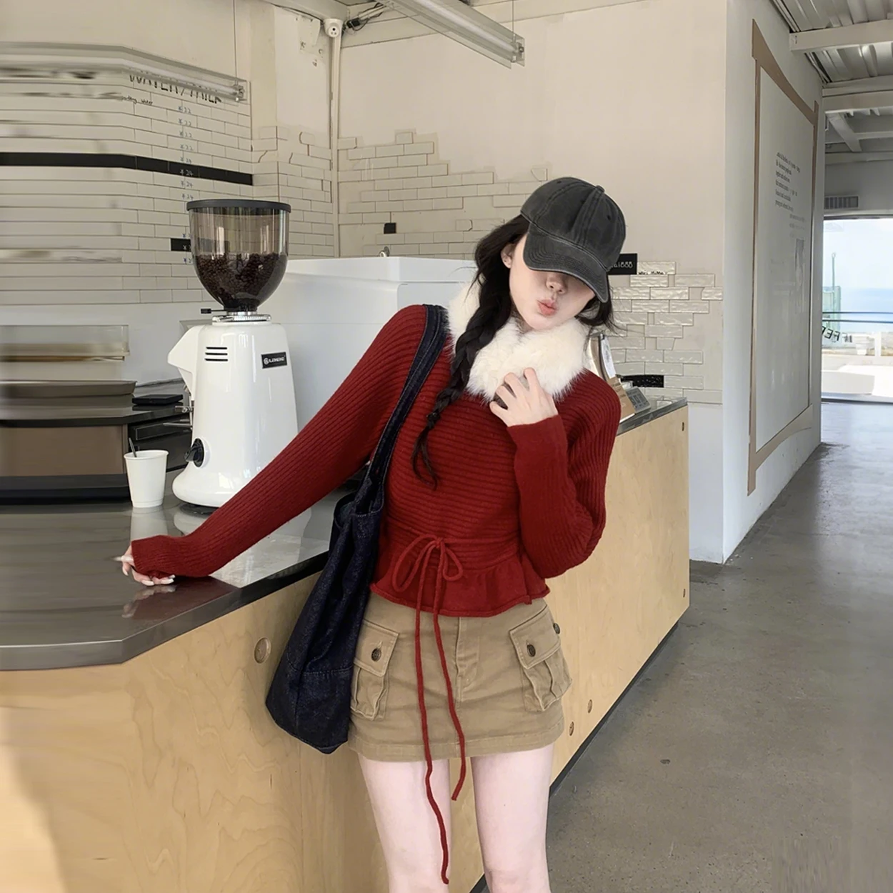 

Красный свитер женский осенне-зимний с завышенной талией, поясом, съемным меховым воротником, расклешенными рукавами, для повседневной носки, мягкий полиэстер