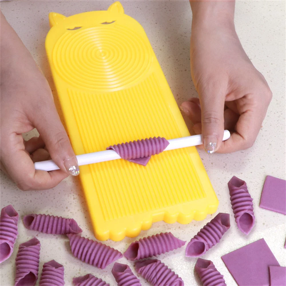 1-5pcs Multifunctional Spaghetti Macaroni Maker DIY Macaroni Making Planchette Mold Pasta Pastry Board Kitchen Cooking Tools