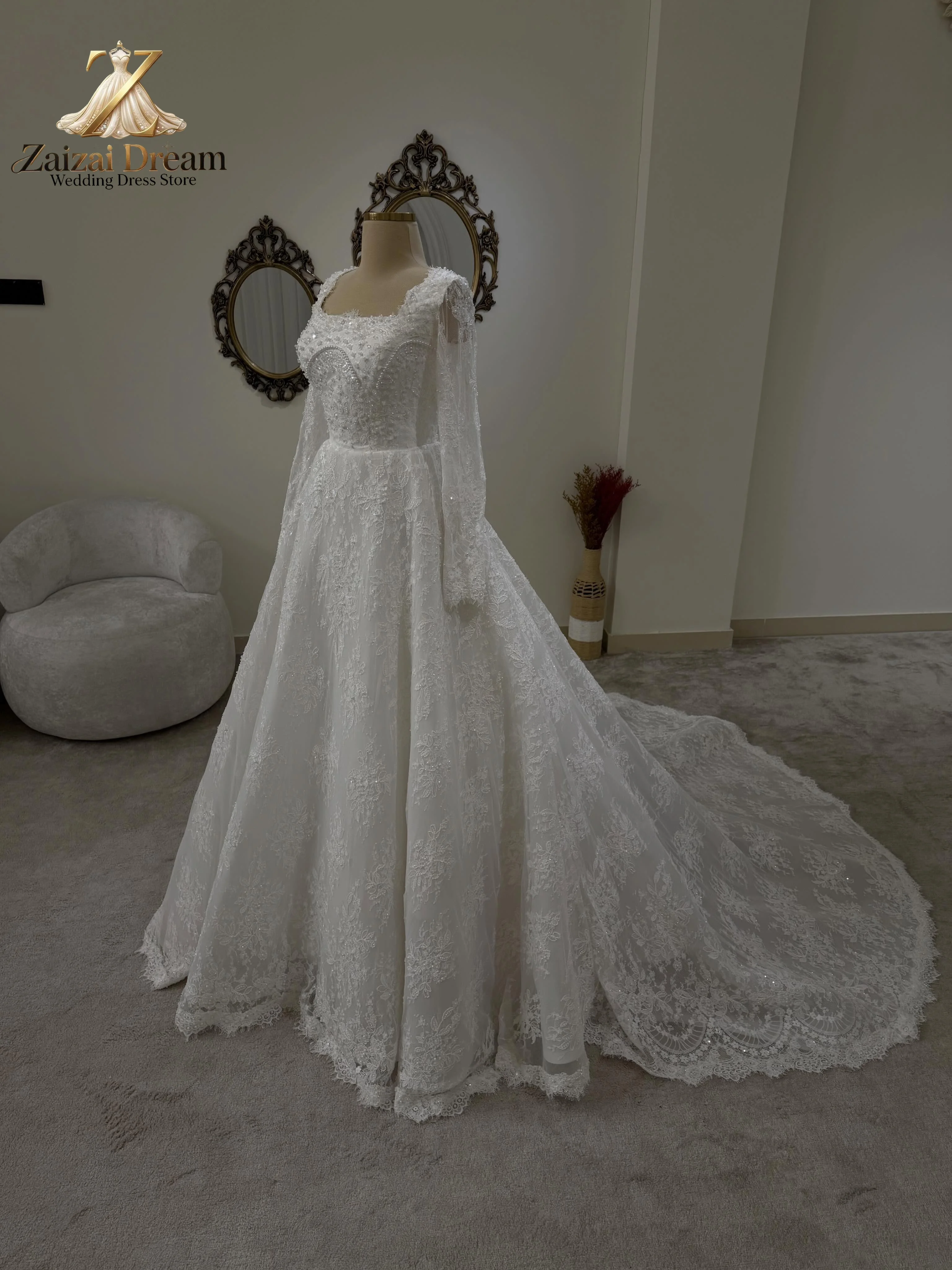 Customzied Luxury Lace A Line Wedding Dress Long Sleeves Sweetheart Corset Bridal Gown Cathedral Train Vestido De Novia