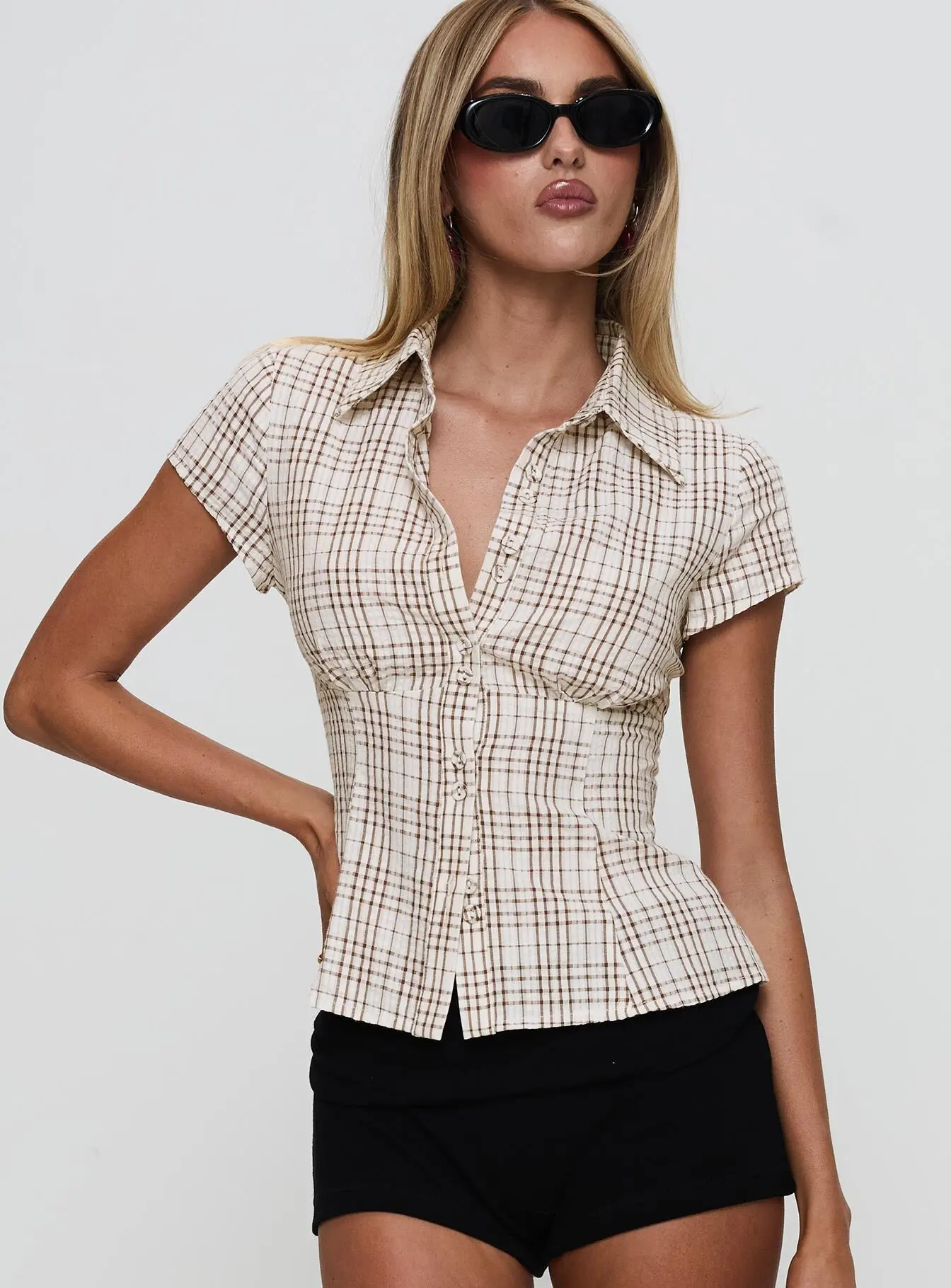

Women's Y2k Short Sleeve Plaid Button Down Shirt 2025 Spring Autumn Button Down Blouses Casual Summer Shirt Streetwear Tops