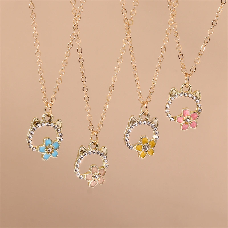 

Cartoon Crystal Cat Necklace for Women Gold Color Chain Necklace Girls Party Festival Jewelry Gifts