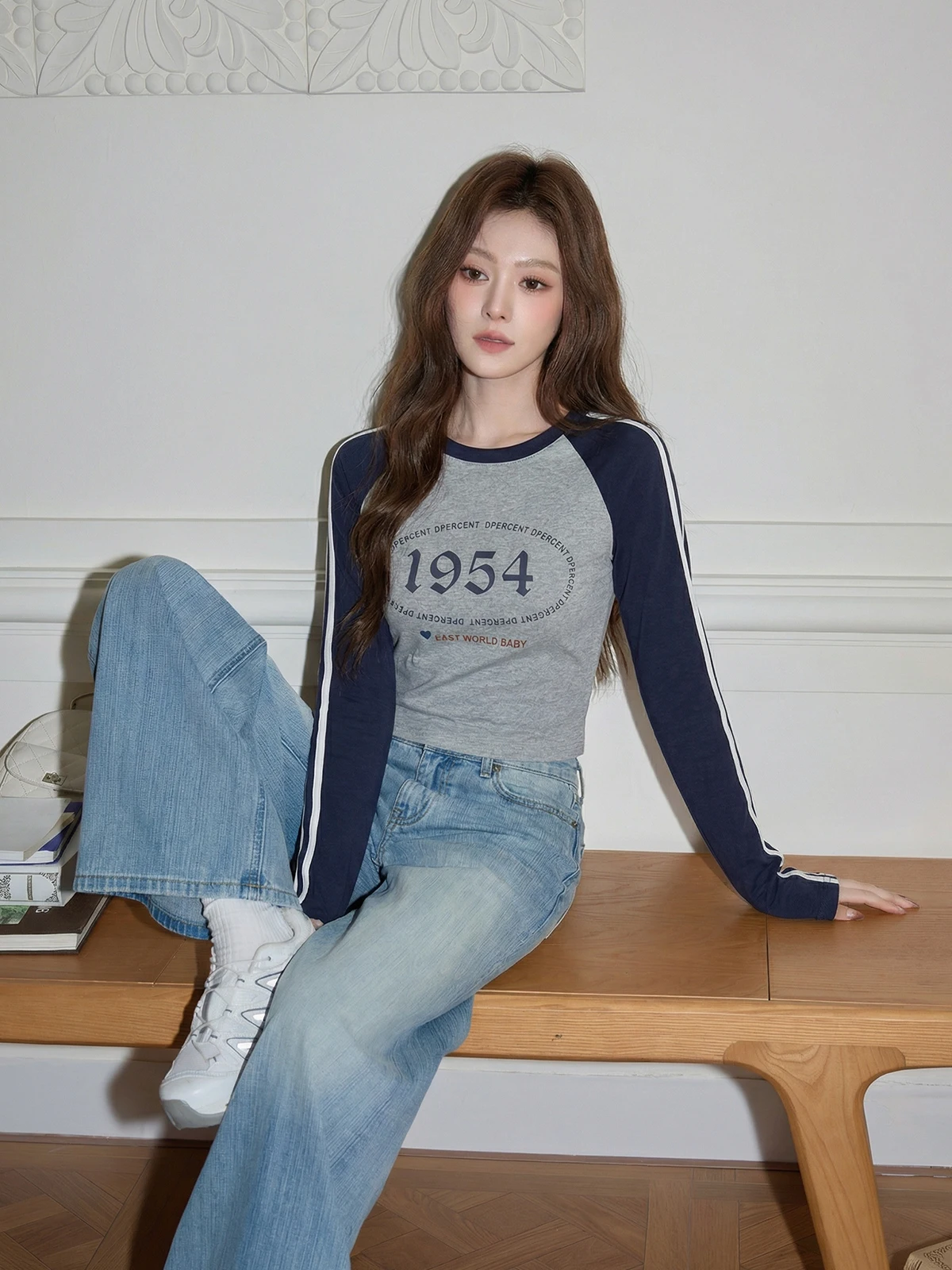 

Slim Fit Long Sleeve T-Shirt Women's Spring New Style Letter Print Retro Color Block Shoulder Insert Design Breathable Comfor...