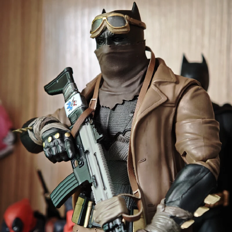 

Original Fondjoy 1/9 Knightmare Batman Figure Nightmare Desert Batman Figures Zack Snyder'S Comics The Dark Knight Batman Custom