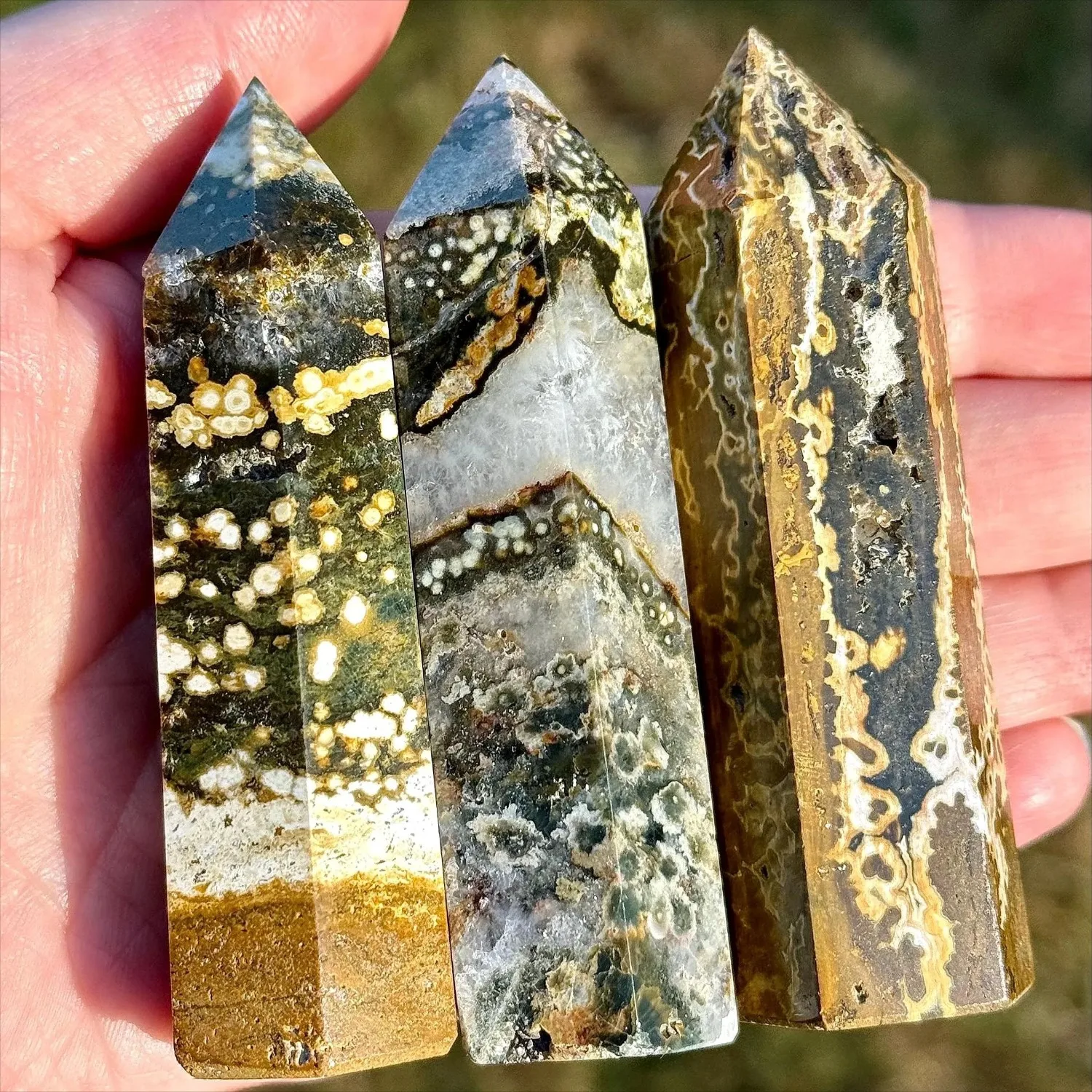 1pc 8th Veins Ocean Jasper Pillar, Raw Polished Ornament Suitable for decoration in home living rooms