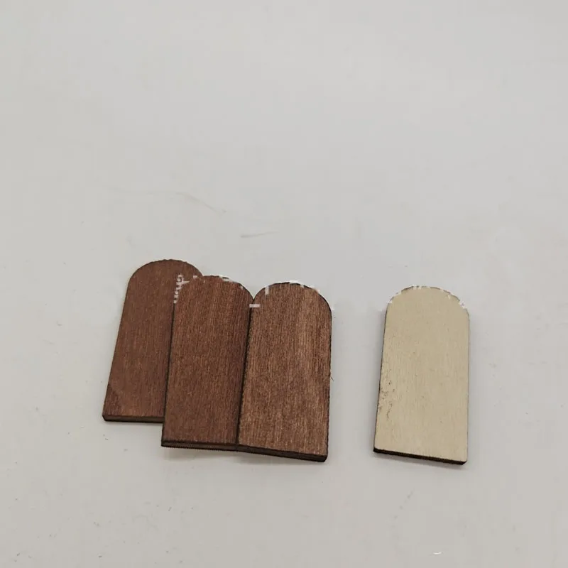 55cs Miniature Mini House Wooden Tile Roof Decoration 1:12 Dollhouse Renovation Additions