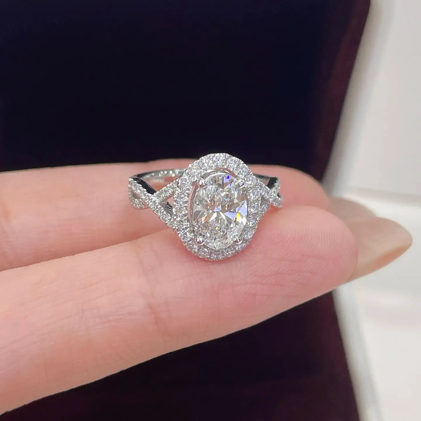 

Настраиваемое обручальное кольцо из золота 14/18 карат с круглым бриллиантом 1 карат в оправе Halo, выращенным в лаборатории, для женщин, с сертификатом