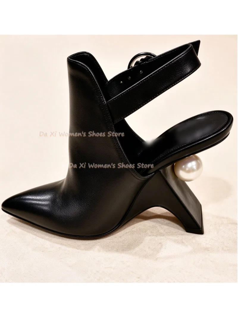 Uniquely Shaped The Heel Of A Shoe Decorate Large-Sized Pearl Pointed Tip High Heels White Ankle Clasp Luxury Women's Shoes