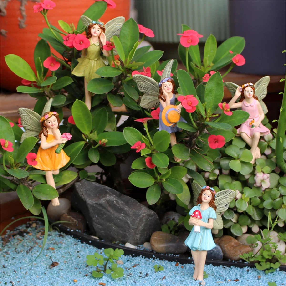 Five Piece Set of Flower Fairy Garden Plug-In, Potted Landscape Statue, Five Flower Fairy Sisters Love Each Other, Warm Garden A