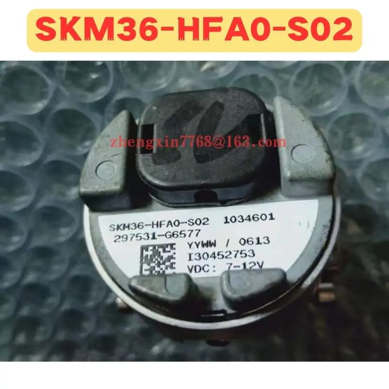 

Second-hand Encoder SKM36-HFA0-S02 SKM36 HFA0 S02 Normal Function Tested OK