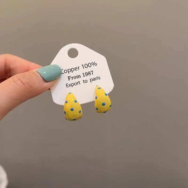 Trendy Geometric C-Shaped Hoop Earrings Sweet Dot Enamel Craft Lightweight Jewelry for Women Cocktail Party Wear
