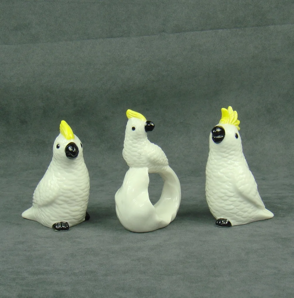 Porcelain Parrot Figurine Minimalist Ceramics Macaw Miniatures Family Bird Ornament Craft for Souvenir Gift and Household Decor