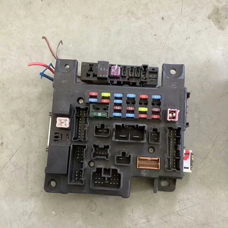 Uded Body Computer Board BCM Module 8637A643 Original Disassembly