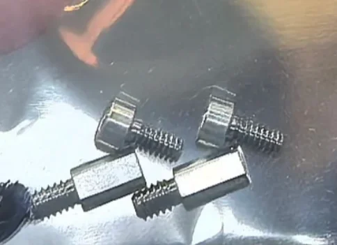 ملحقات المسمار