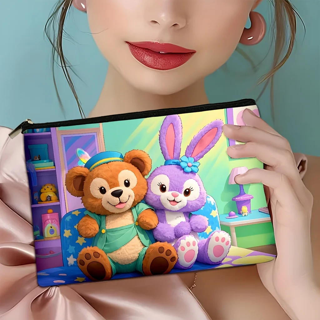 1 szt. Disney Duffy & Stella Lou Kosmetyczka z motywem kreskówkowym - Urocza, wielofunkcyjna torba na zamek błyskawiczny dla kobiet, torba do przechowywania biżuterii, idealna torba podróżna na zamek błyskawiczny - Zabawny prezent urodzinowy