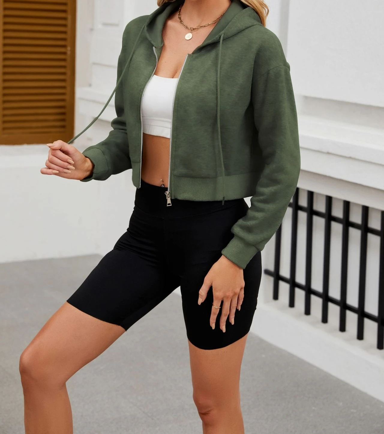 2025 outono e inverno nova moda zíper com capuz cor sólida moletom de manga curta para mulher