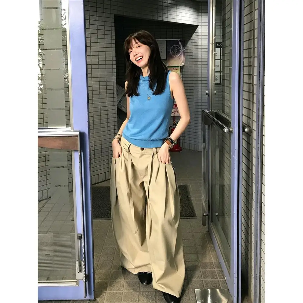 Blue Knitted Sleeveless High Collar Vest Women's Summer White Enhancing Outerwear Design Unique And Special Small Shirt