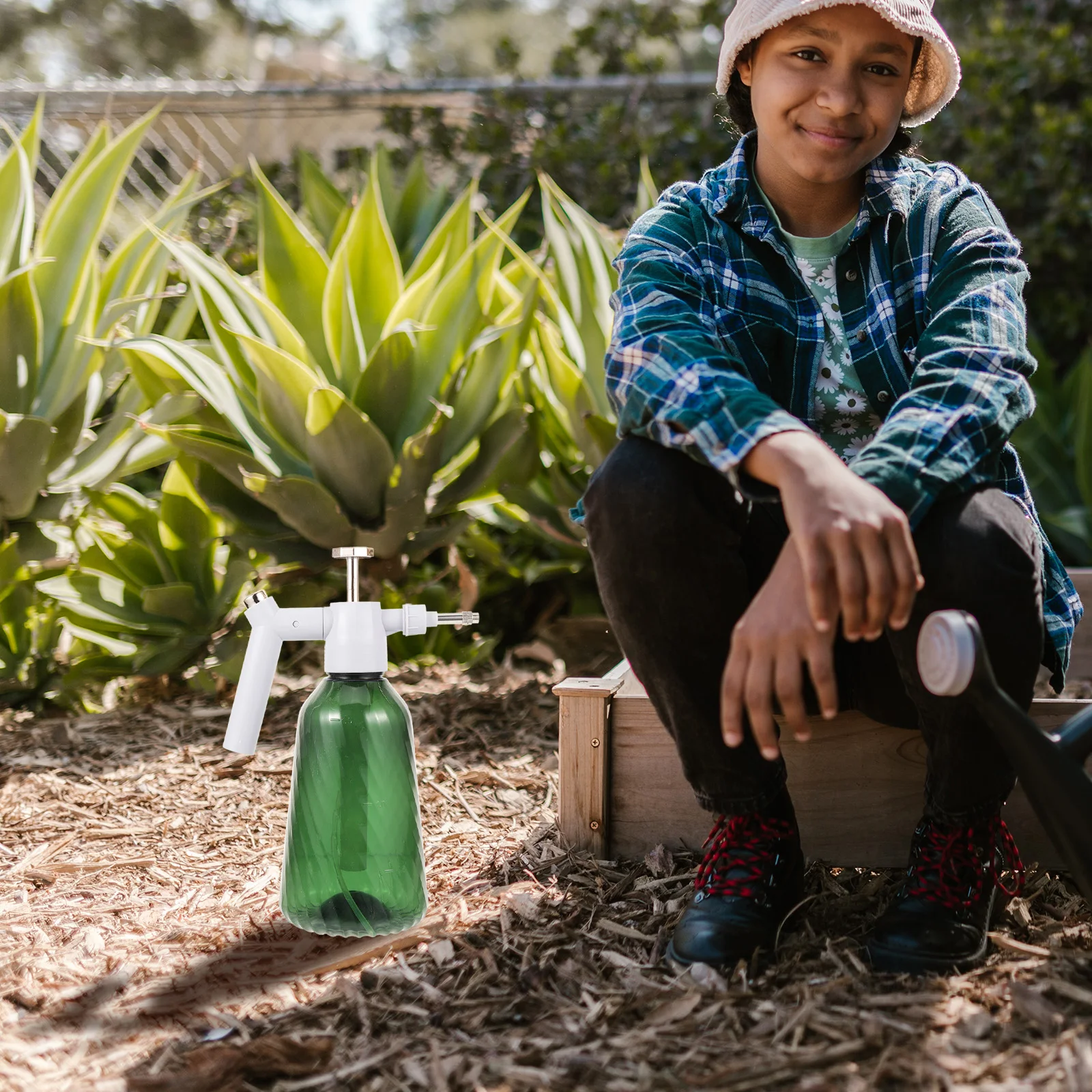 

Распылитель для полива сада, пластиковая регулируемая насадка, распылитель для растений, газон, чистка автомобиля, экономия воды, прочный, легкий вес