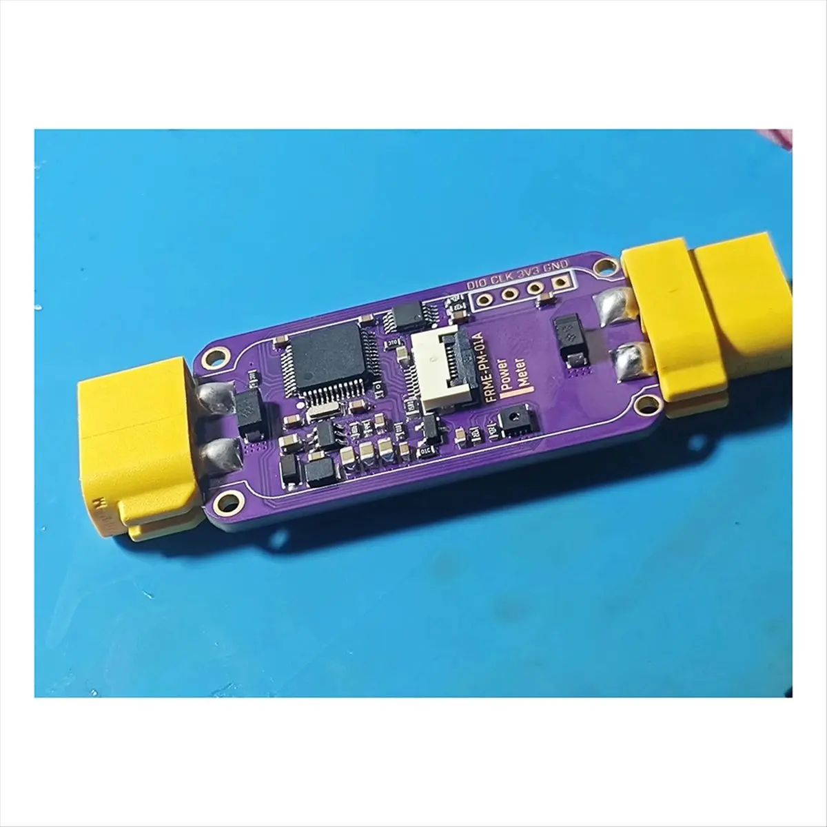 SCLS NEW Power Meter 80A Digital Voltmeter Ammeter with Color Screen 0-34V Voltage Temp Humidity Monitor with Backlit