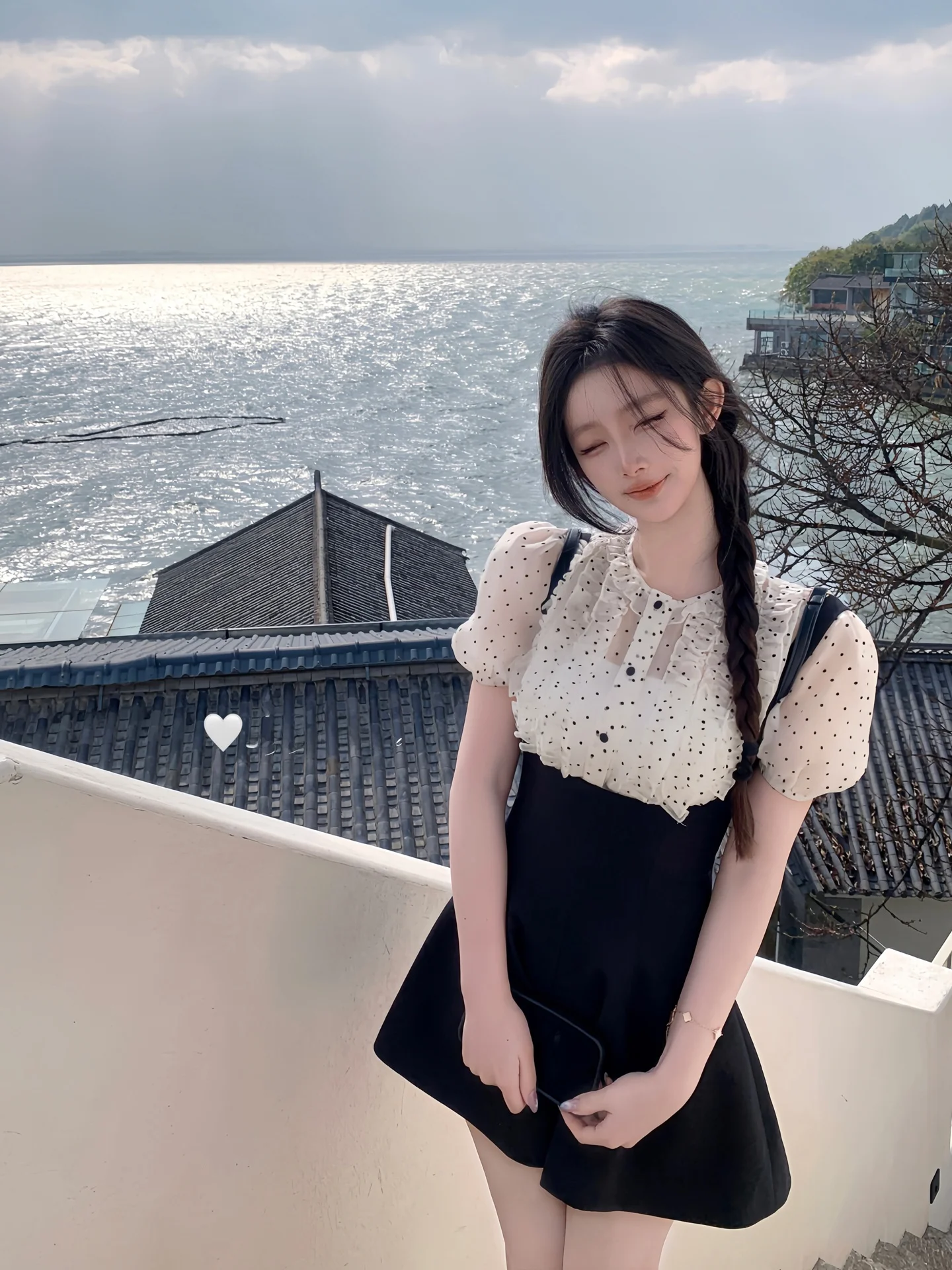 

Baroque Pearl Heavy Work Lace Trimmed Square Collar Dress Women Sweet Suite White Water Female Korean Style Loose Fit Short S...